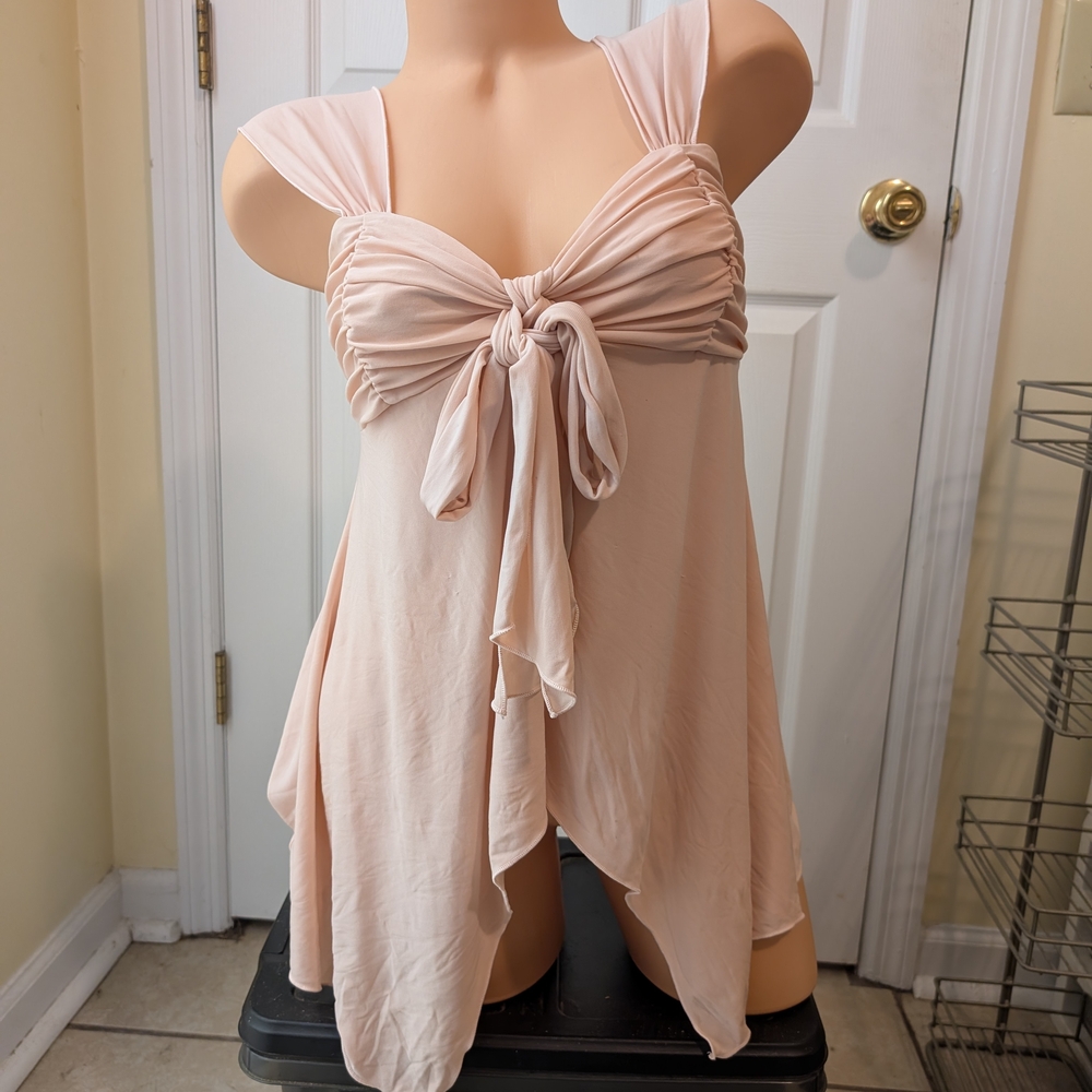 Elegant Pink Sleeveless Top with Bow